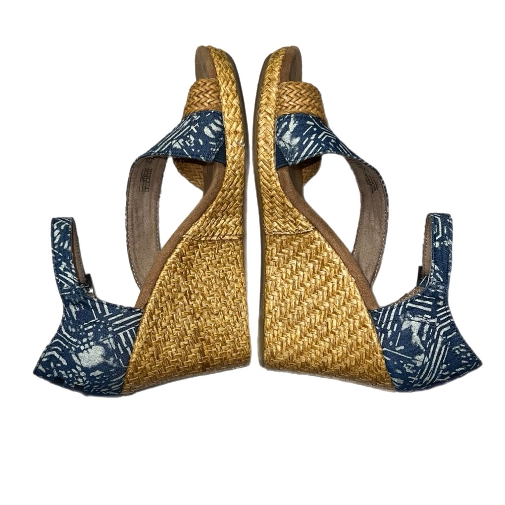 Toms Clarissa Blue Tan Wedge Size 8 Women Excellent Condition - Picture 4 of 9